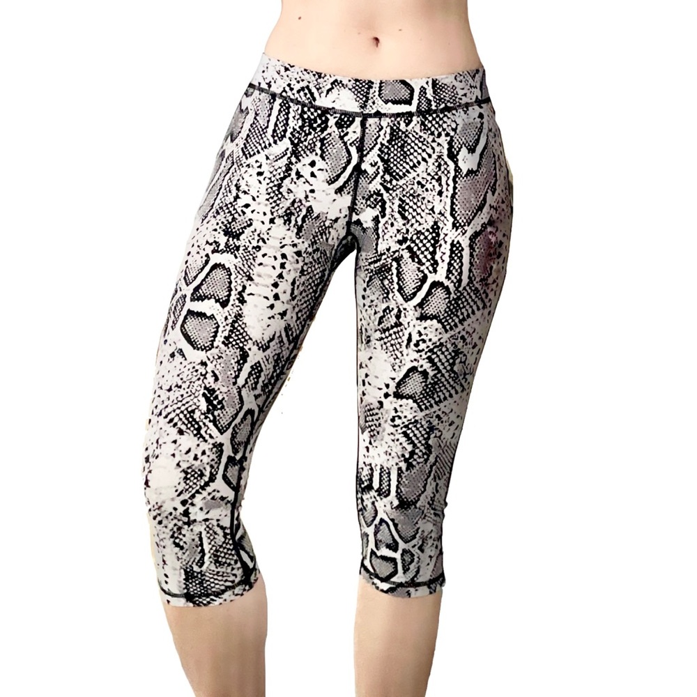 Human Performance Engineering Snake Print Legging